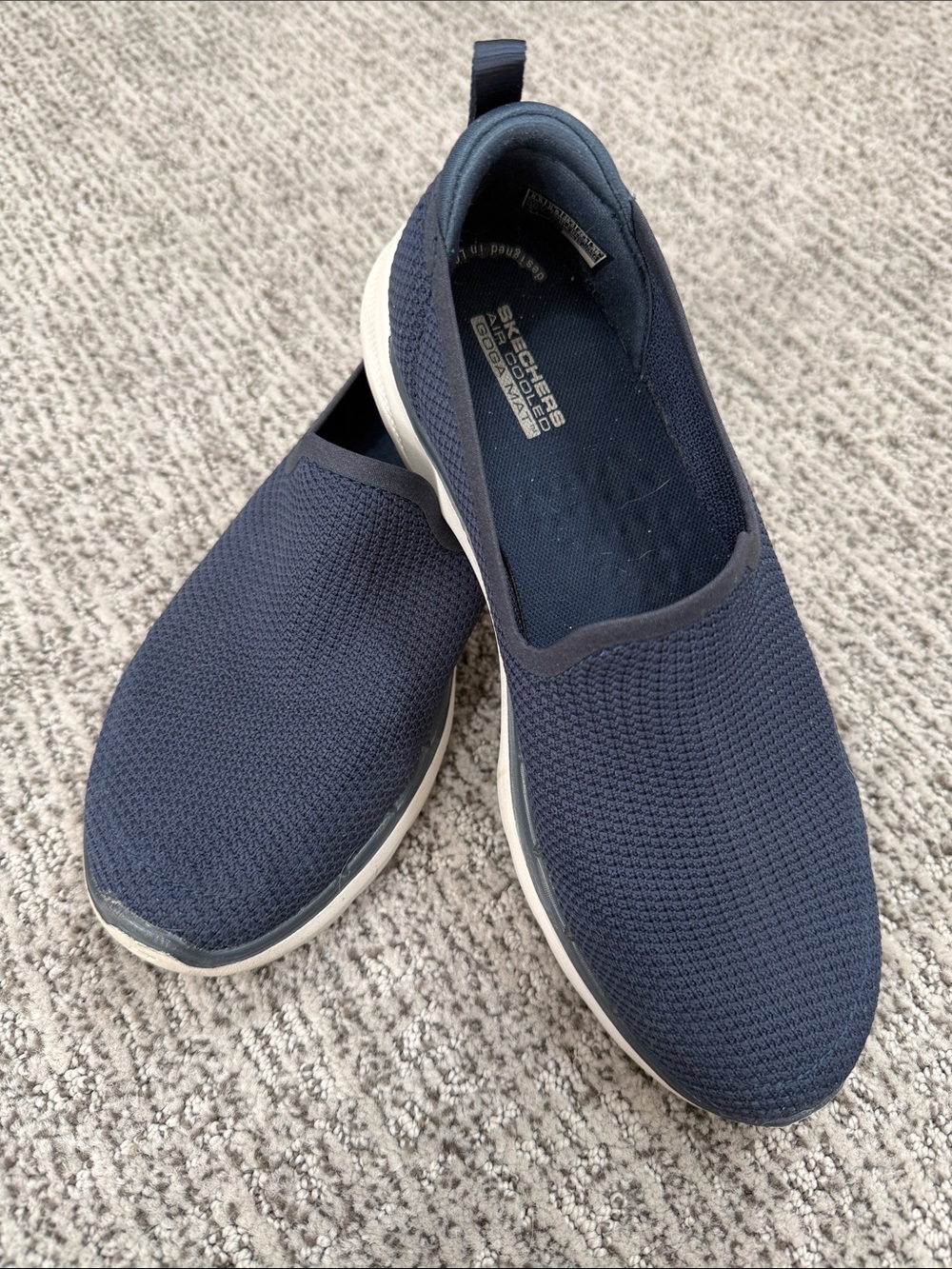 Skechers Women’s Navy Slip-On Knit Sneakers - Size 8.5